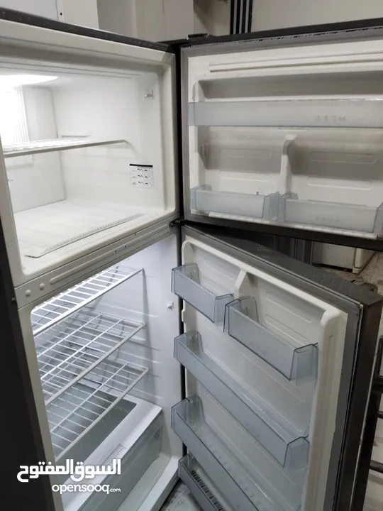 Hitachi refrigerator fridge is very good condition and good working