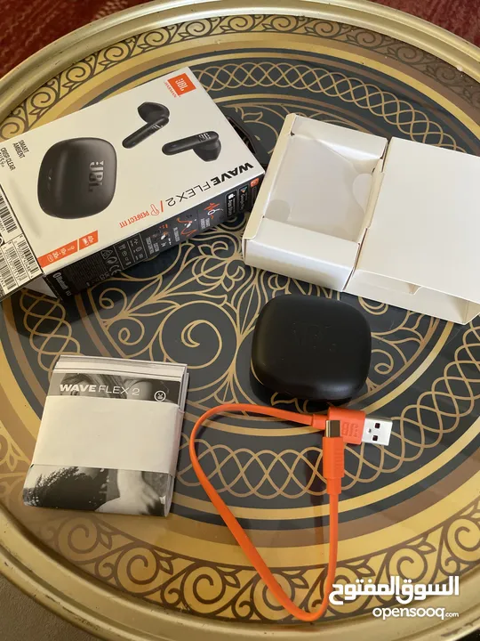 سماعة من ماركة JBL   النوع : JBL wave flex2 الطراز الجديد