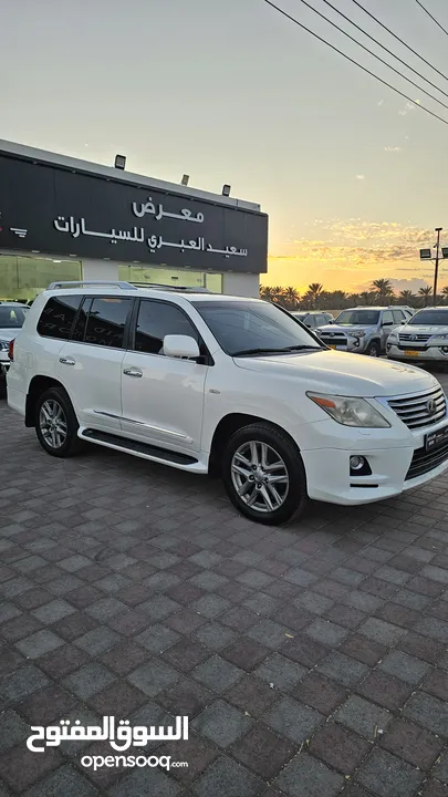 لكزس LX 2009 وكاله عمان بدون حوادث