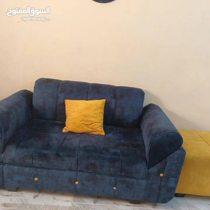 طقم كورنر مع بفه وبرادي للبيع