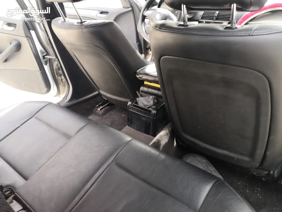 2005 BMW 320