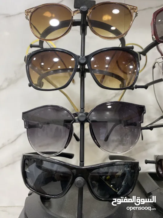 قطع متنوعة من تكنيس وشفط ومسح وقطع متنوعه لايوجد اي خلل في اي منتج