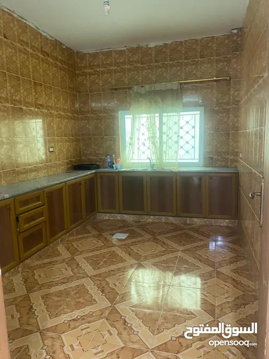 منزل مستقل في السلط المغاريب