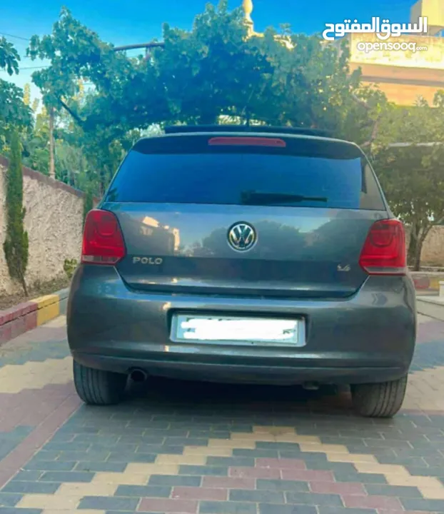 بولو 2014 أصل اوتماتيك / فتحة سقف بانوراما