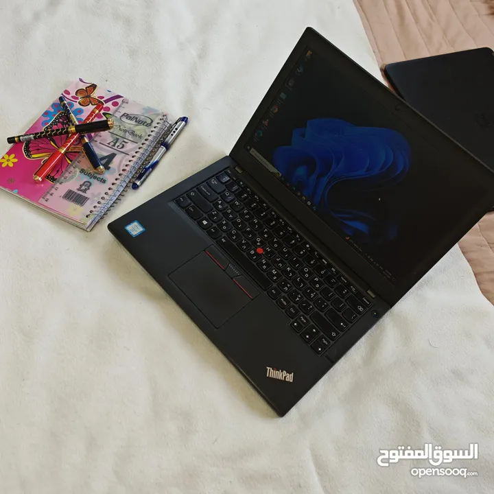 المعالج (CPU): Intel Core i7-6500U