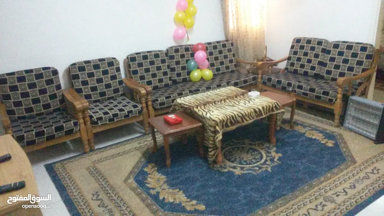 ستديو مفروش للإيجار بالقرب من اشارة النسيم  وبسعر منااسب وقريبه على كل الخدمات  للجادين التواصل