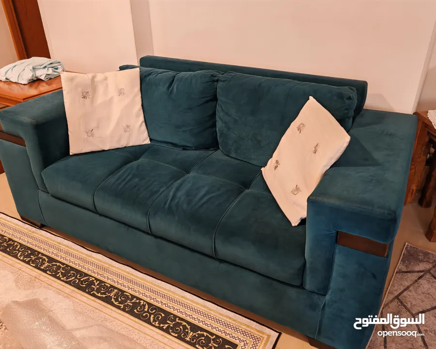 طقم كنب مستعمل بحالة جيدة