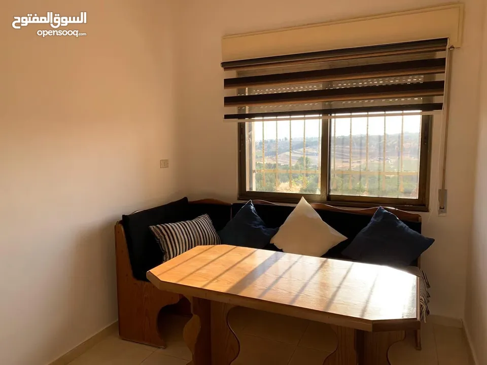 Furnished apartment for rent near ICS school. شقه مفروشه للايجار بجانب مدرسه الجاليه الدوليه ICS.