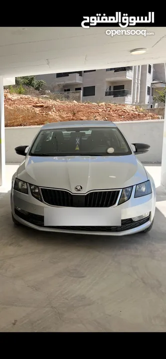 سكودا أوكتافيا ترخيص 2018  ديزل أوتومات البيع كاش فقط سبب البيع: الدراسة خارج الوطن