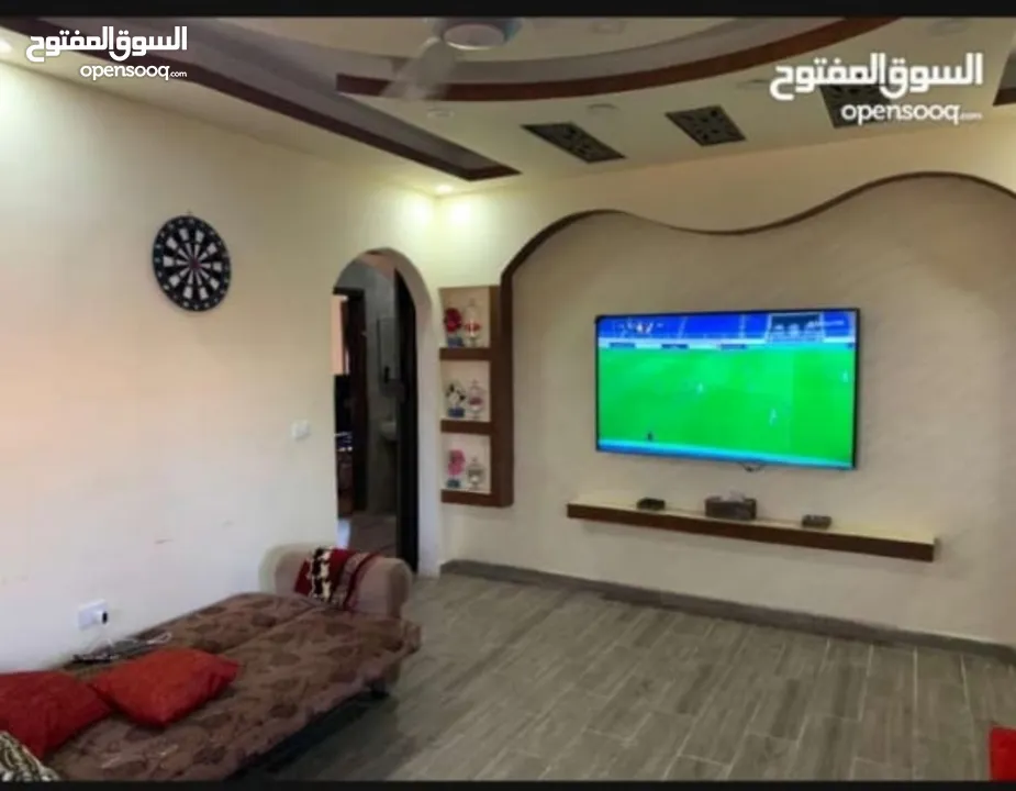 بيت مستقل للبيع بسعر مغري ..........................................................................