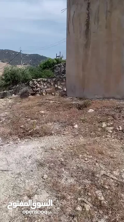 للبيع مزرعة في قرية الرميمين