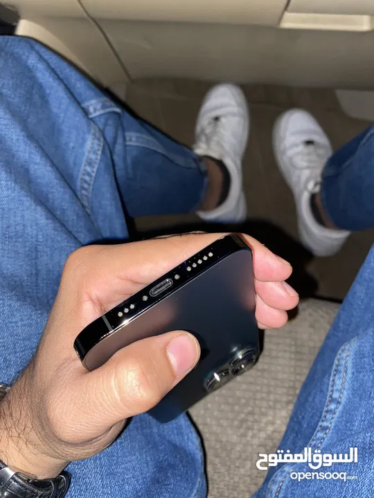 ايفون 13 برو بحالة ممتازة للبيع ( التواصل واتس اب فقط )