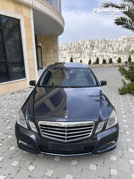 مرسيدس e200 للبيع