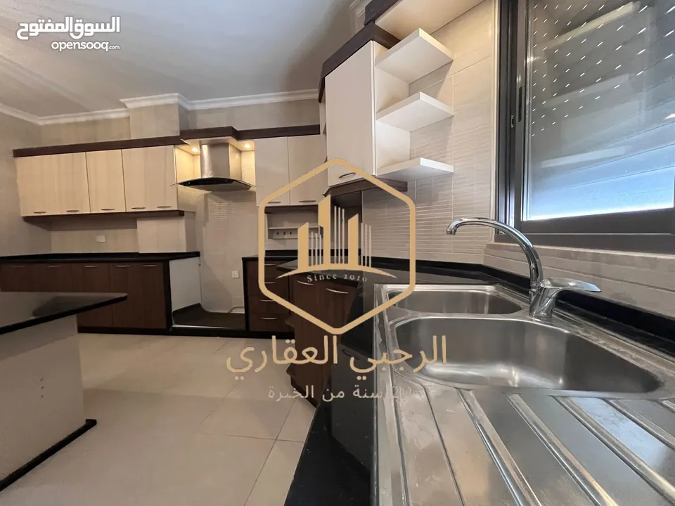 شقة / للايجار / 3نوم / طابق اول من فيلا / 200 متر / دابوق