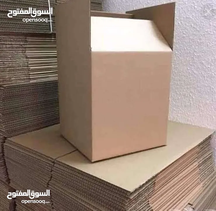 كراتين للبيع للجميع استخدام وشحن بضائع بعمان