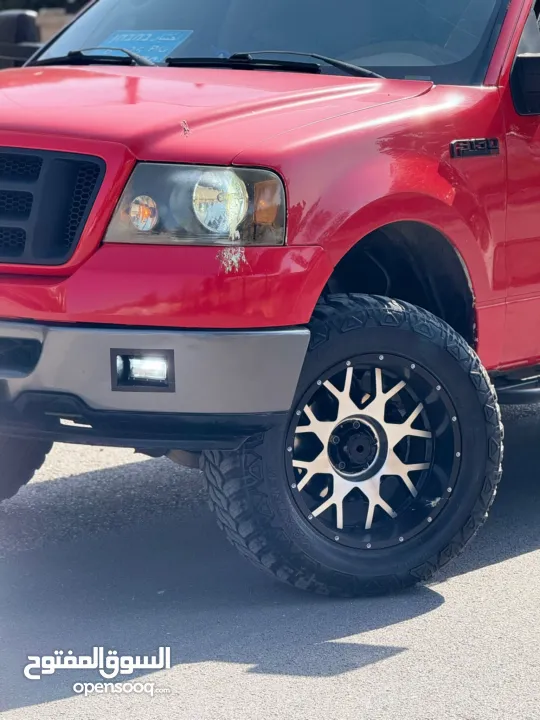 4600 cc V8 بنزين اوتومات دفع رباعي عداد ..46الف كم فحص نخب  جنط مع كوشوك ..رام لله35