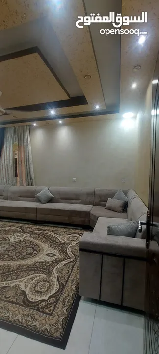 طقم كورنر لون بيج غامق