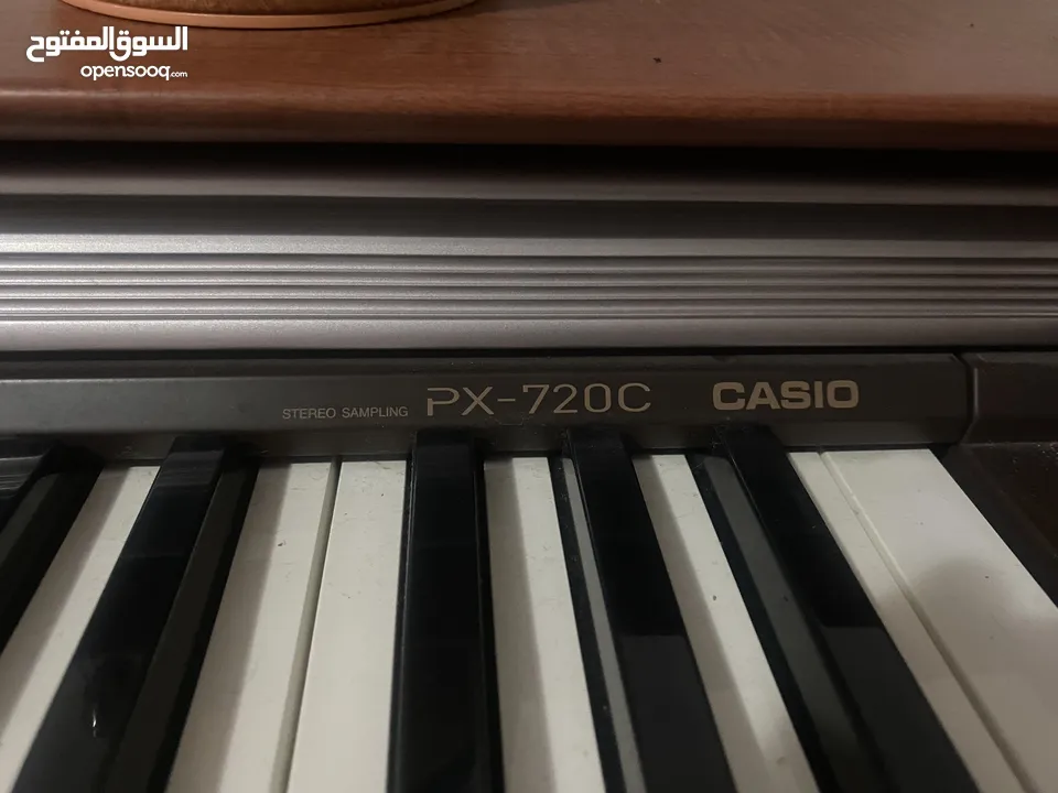 بيانو نوع كاسيو للبيع او تبديل ايفون 13 برو ماكس