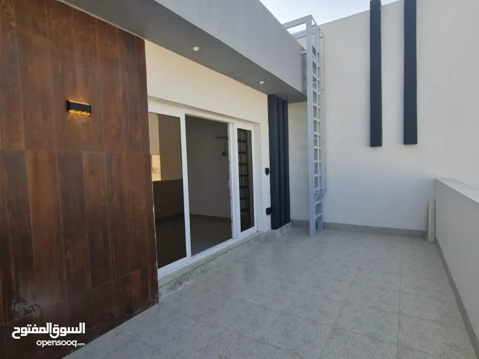 6 BR + 1 Maid’s Room Stunning Villa for Rent in Azaiba