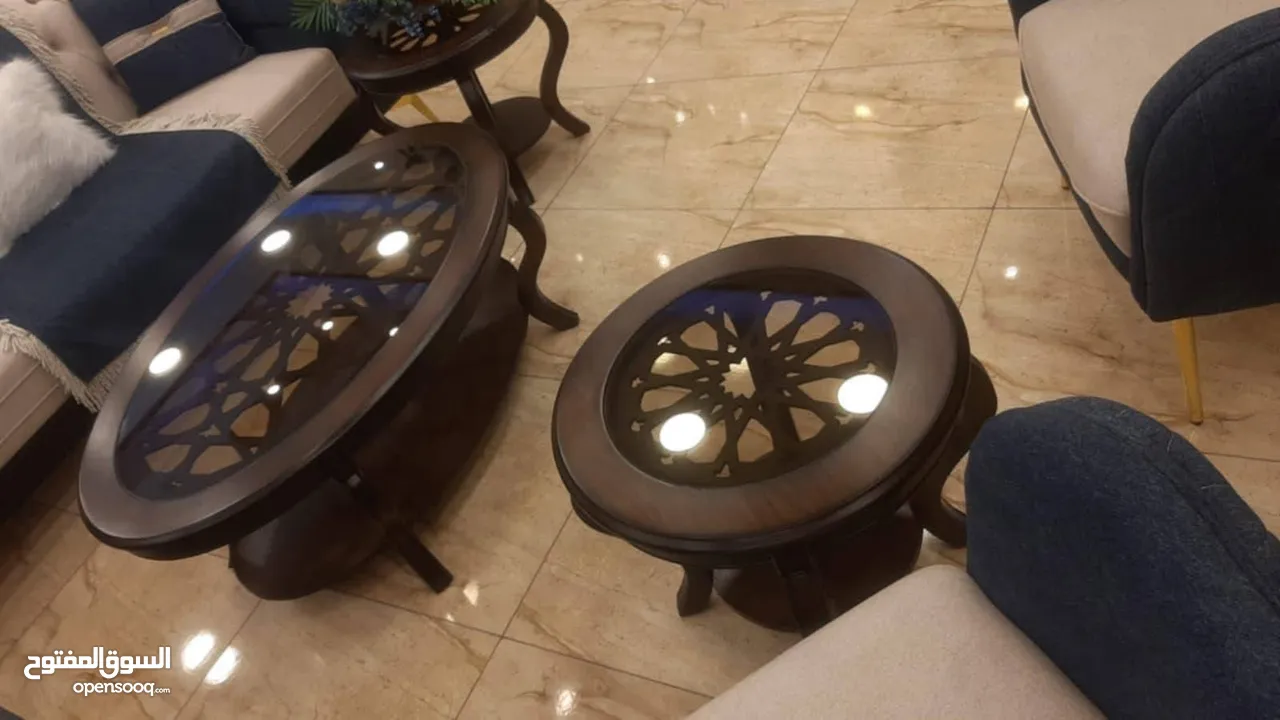 طاولات لغرف الضيوف خشب زان