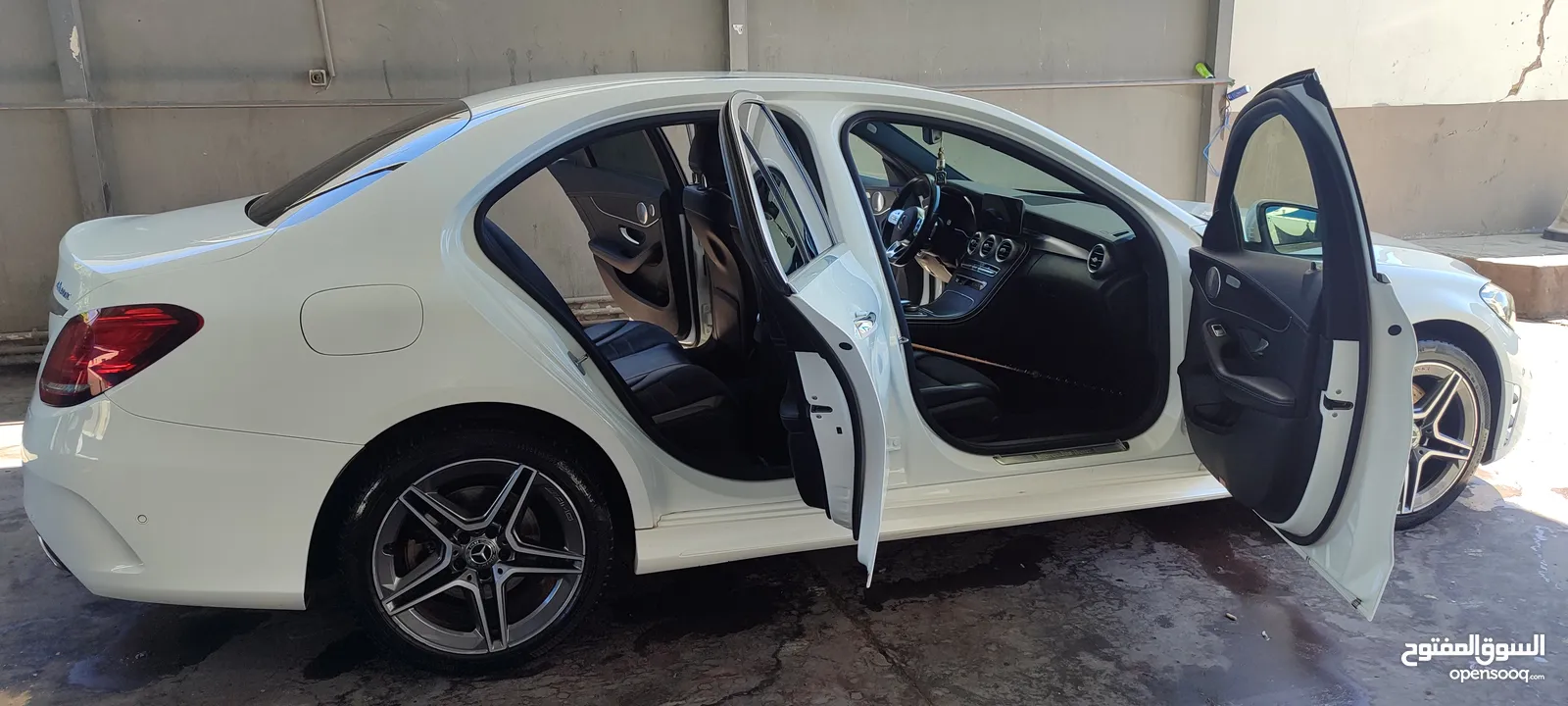 مرسيدس بنز C300e هايبرد ـ plug in  وارد المانيا مالك أول من المانيا