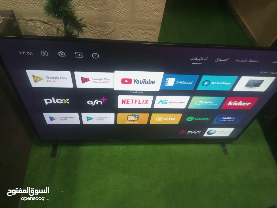 شاشات للبيع احجام 50 و 43 بوصه