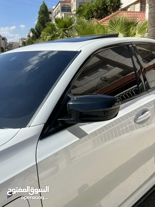 Bmw 330e plug-in hybrid  موديل 2020 فحص كامل  وارد ابو خضر  السيارة بحالة ممتازة  بسعر 32500JD