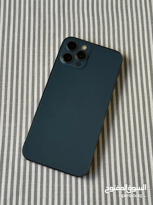 Iphone 12 pro 256GB used blue used like new