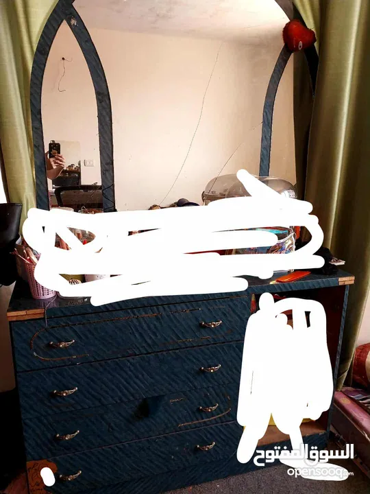 غرفه ماستر تفصيل خشب سويد مستعمله لاصحاب المناجر والأثاث المستعمل للبيع