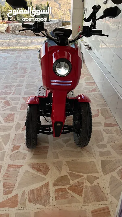 Electric scooter (DOOHAN-iTANK) 3000 watt.(for sale in salt city).السلط