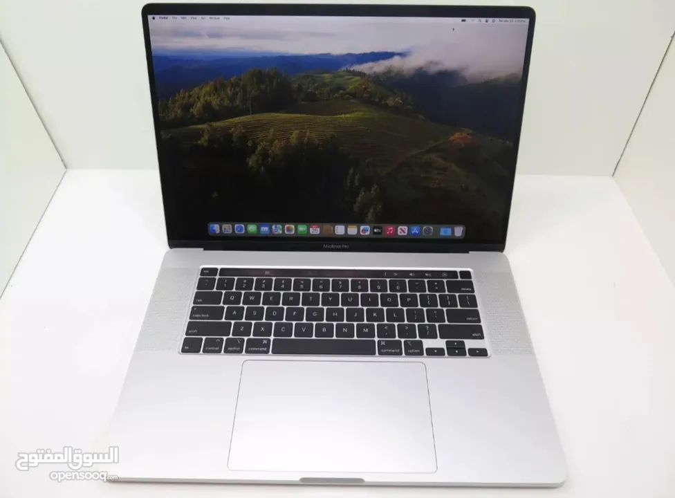 Macbook pro 16 2019 شبة جديد