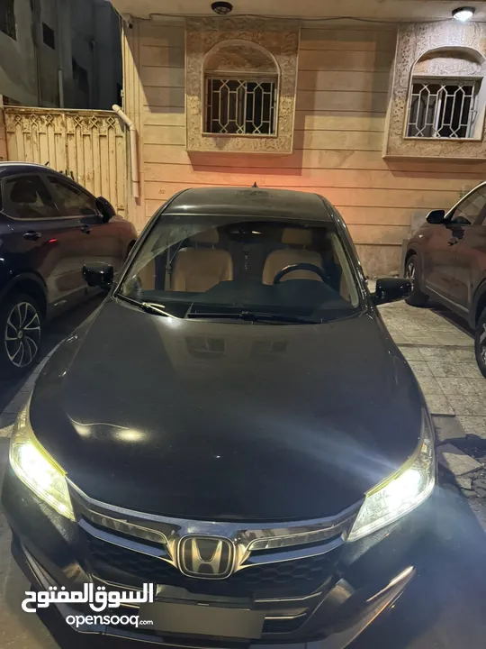 Honda accord 2014 plugin touring full options