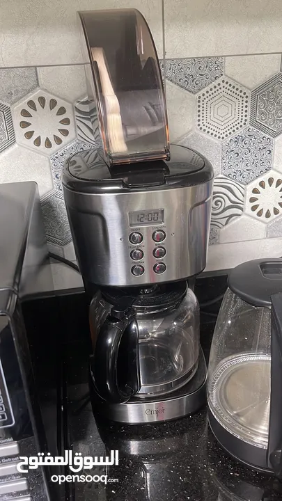 مكنة صنع قهوة نظيفه