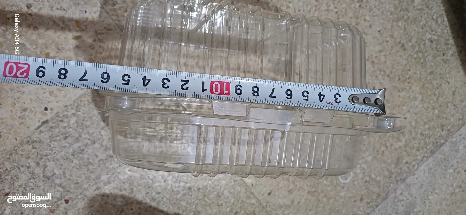 علب بلاستيك 100 وخمسين حبة