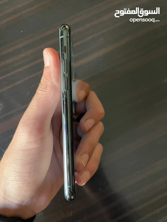 iPhone 11 Pro مستعمل بحاله جيده