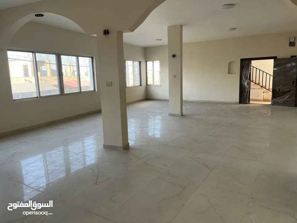 شقة للبيع طابق اول