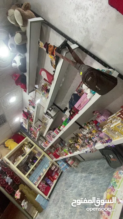 رفوف مفتوحين من الجلين للبيع