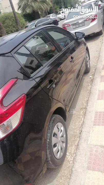 تويوتا يارس للبيع