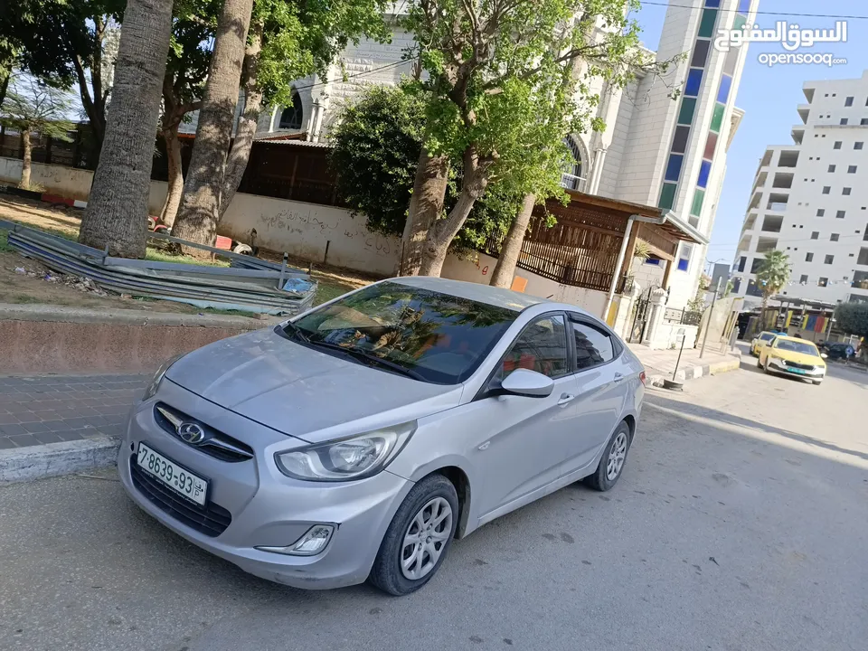 هونداي اكسنت ديزل 2015 جير عادي بسعر حرق 39000 البدل وارد اصل برايفت