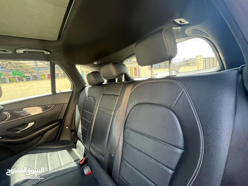 MERCEDES GLC300  2017 للبيع دون اي ملاحظات