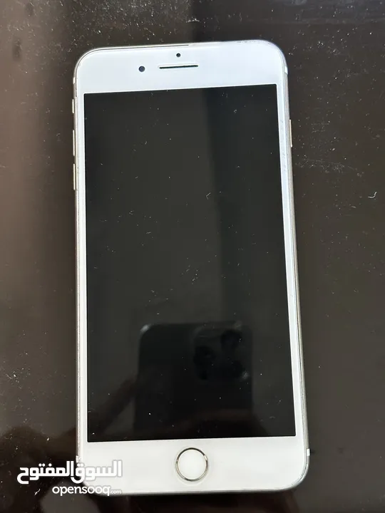 iphone 7plus بحالة جيدة