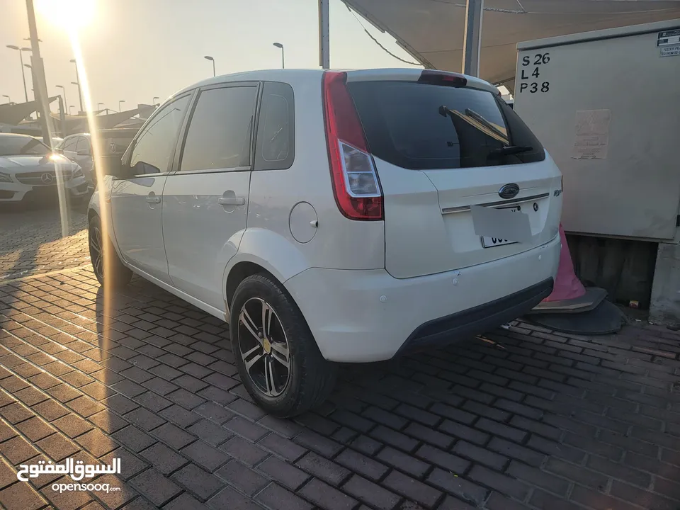 2015 Ford figo gcc specs automatic