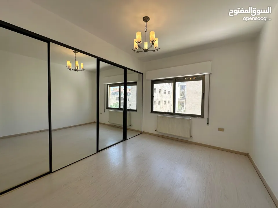 شقة غير مفروشة للإيجار في عبدون ( Property 43360 )-175050340
