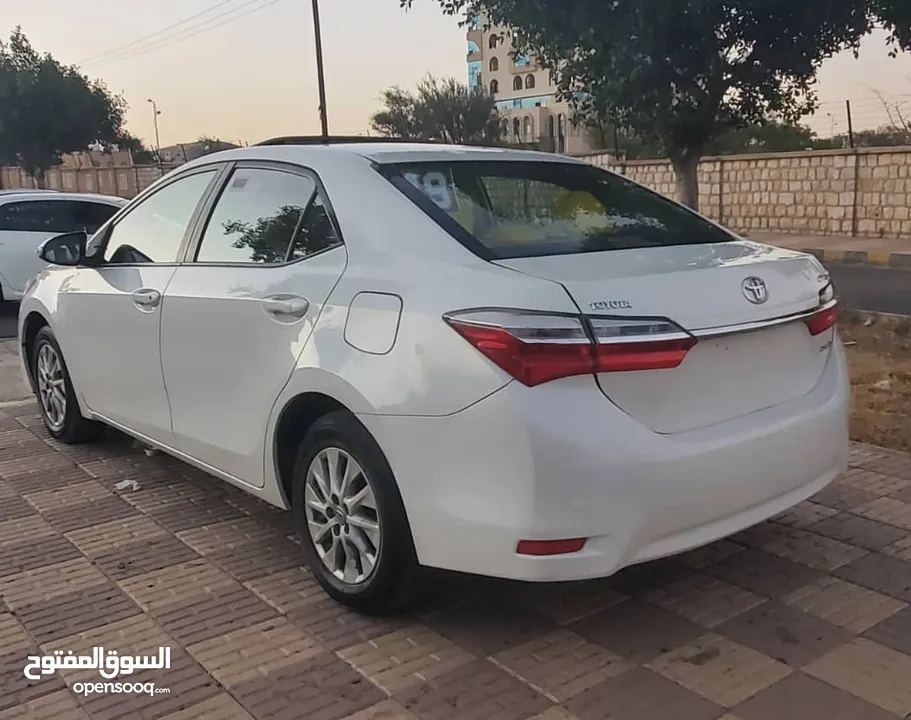 تيوتا كورولا 2019. toyota corlla