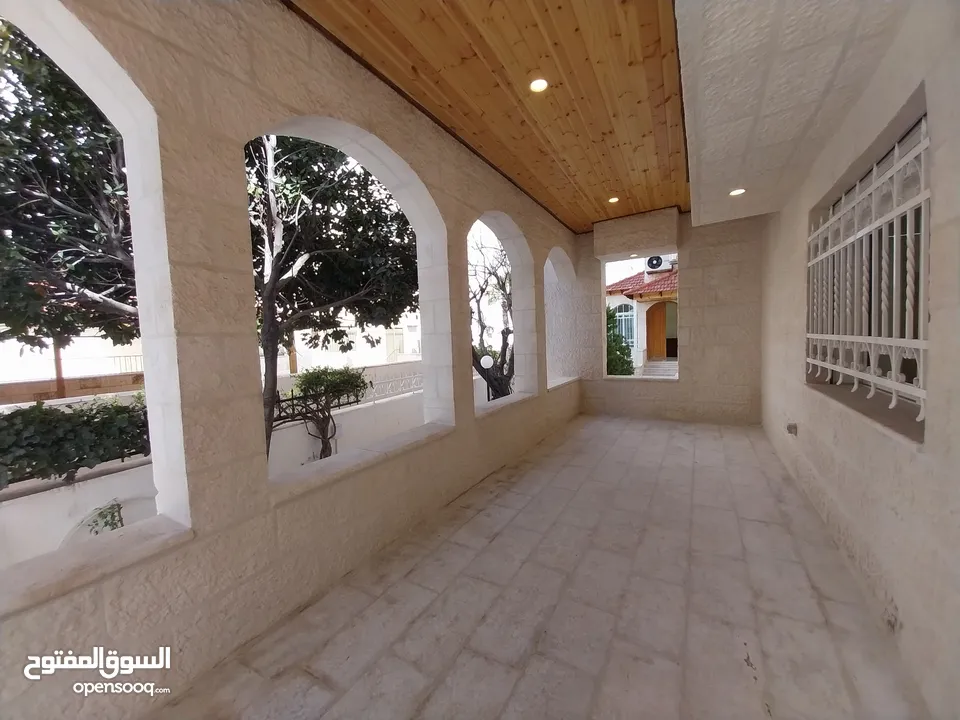 شقة للايجار في عبدون  ( Property 36910 ) سنوي فقط