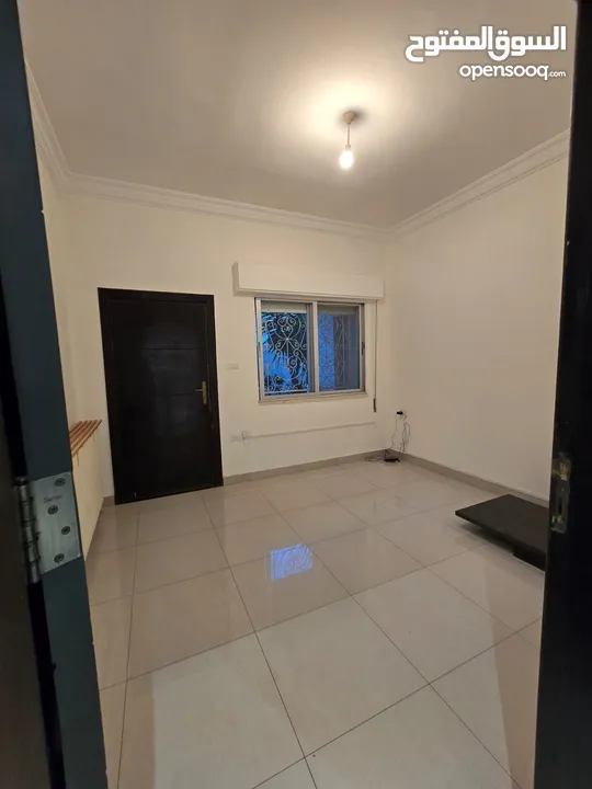 شقة فارغة للإيجار في عبدون - ref : 14410