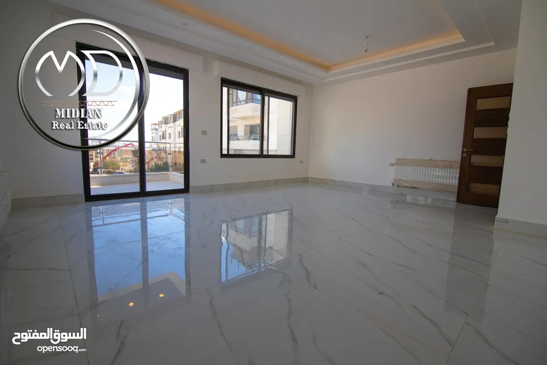 شقق ارضية وطوابق مكررة و أخير مع روف جديدة للبيع خلدا مساحات 150م & 190م مع تراسات و حدائق