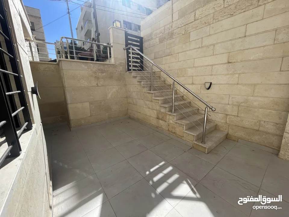 شقة للبيع في الصويفية ( Property ID : 39404 )