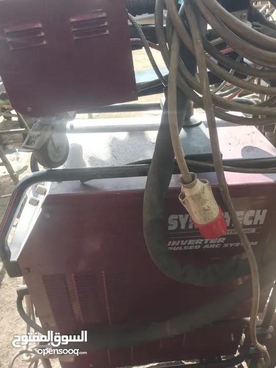 ماكينة لحام co2 ايطالي