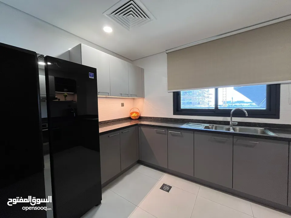 1 BR Compact Fully Furnished Apartment in Al Mouj – Shared Pool/Gym